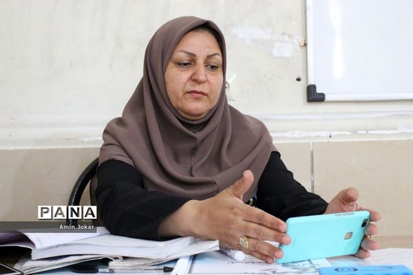 آیین نواختن زنگ آغاز سال تحصیلی در فارس