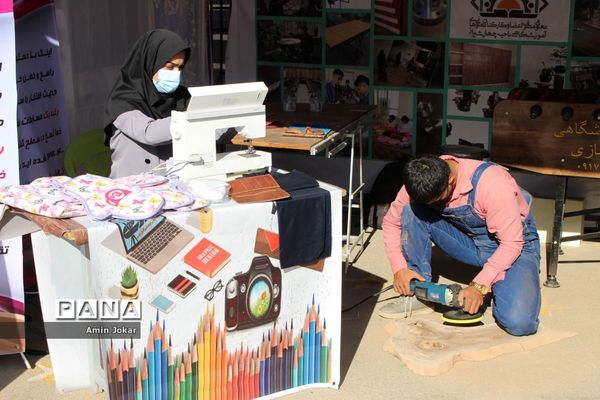 آیین نواختن زنگ آغاز سال تحصیلی در فارس