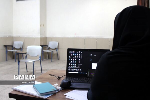 آیین نواختن زنگ آغاز سال تحصیلی در فارس