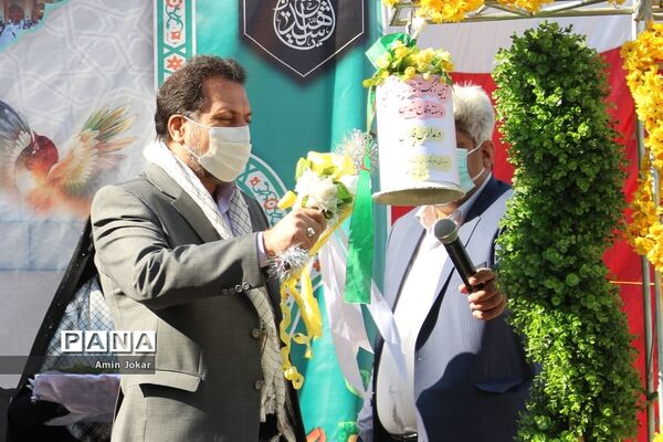 آیین نواختن زنگ آغاز سال تحصیلی در فارس