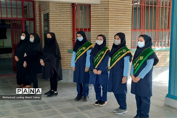 نواختن زنگ مهر و نواختن زنگ ایثار و فداکاری در منطقه ۱۵