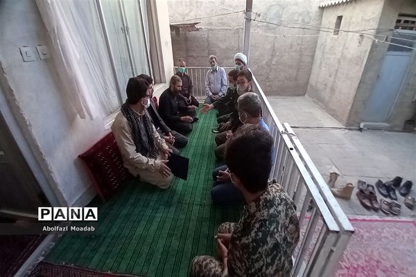 آیین تجلیل از خانواده شهدای کاشمری