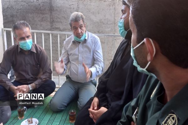 آیین تجلیل از خانواده شهدای کاشمری