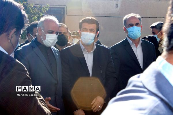 زنگ نمادین آغاز سال تحصیلی جدید در بیرجند