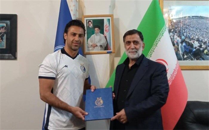 طوفان شبانه آجرلو در استقلال؛ فرهاد مجیدی تمدید کرد
