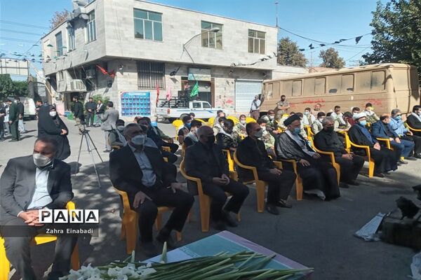 برگزاری مراسم گرامیداشت شهدا در اداره آموزش و پرورش ملارد