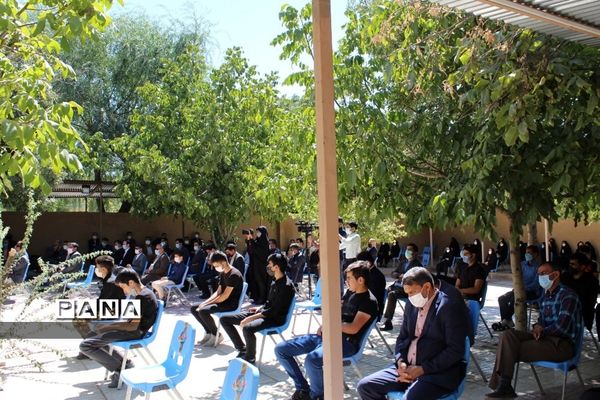 مراسم یادبود دانش آموز شهید علی لندی در شهرکرد