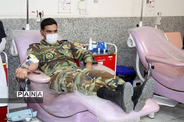 اهدا خون کارکنان مرکز آموزش ۰۴ امام رضا(ع) نزاجا