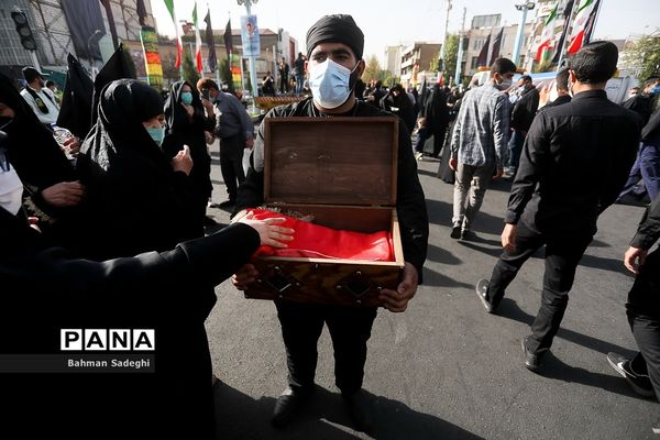 مراسم پیاده روی جاماندگان اربعین حسینی