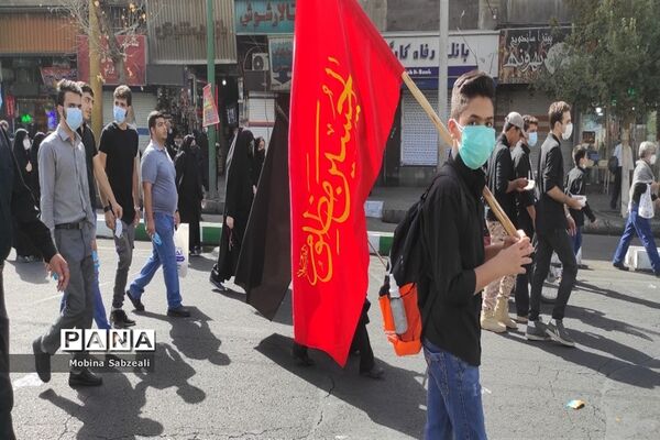 برگزاری مراسم راهپیمایی اربعین حسینی در تهران با حضور فرمانده کل سپاه  پاسداران انقلاب اسلامی
