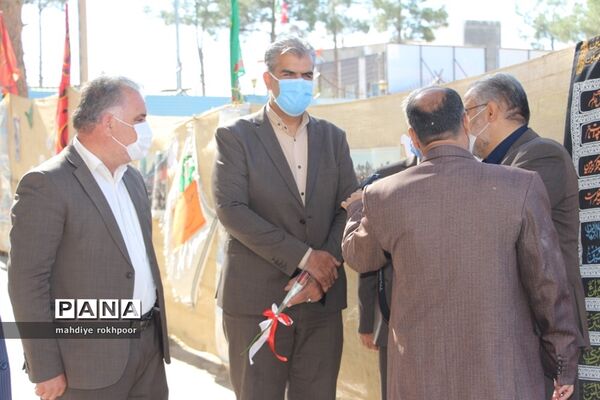 نواختن زنگ ایثار ومقاوت دردبیرستان شیخ هادی هادوی بیرجند