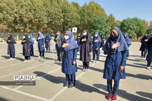 نواختن زنگ ایثار و شهادت در شهرستان ملارد