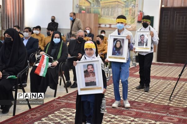 آیین نمادین زنگ استانی ایثار و مقاومت _دبیرستان شاهد خاندان قفلی ناحیه ۷ مشهد مقدس