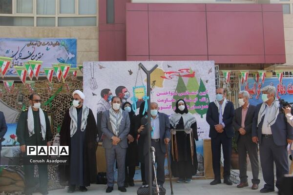 آیین استانی نواختن زنگ ایثار و مقاومت در مدرسه شاهد دالکی ناحیه 1 شیراز