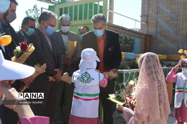 جشن عاطفه‌ها دردبستان علامه حلی شهرستان بیرجند