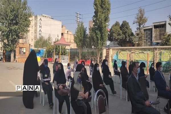 برگزاری مراسم شور عاطفه‌ها در آموزش و پرورش ناحیه 4 کرج