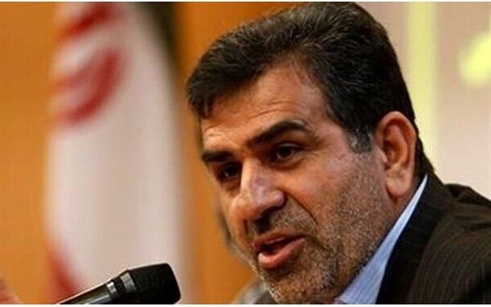 نماینده ساری: تورم را باید با مدیریت ارز مهار کرد نه با حقوق کارگر