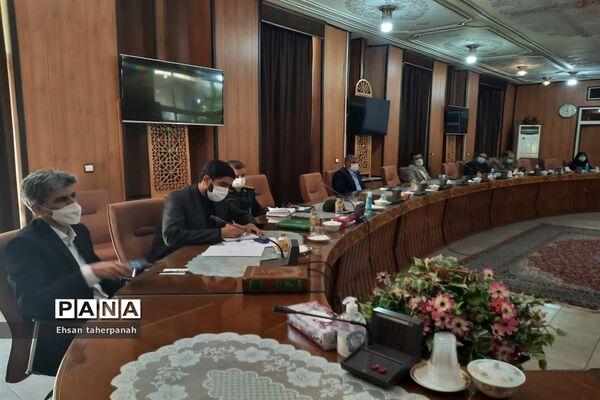 برگزاری اولین جلسه  کمیته دانش‌آموزی  و فرهنگیان 24000 شهید استان اصفهان