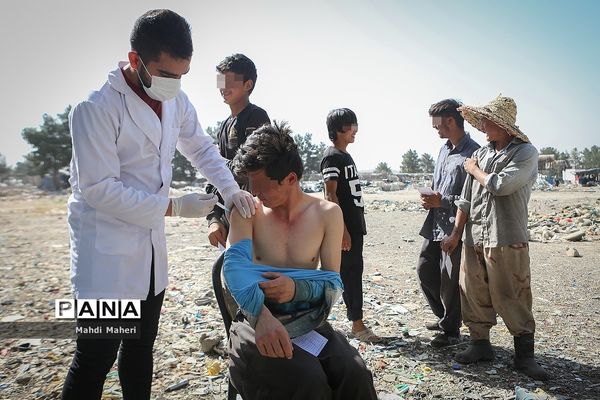 تزریق واکسن سیار برای اقشار آسیب پذیر و افراد بی سرپناه و کودکار کار