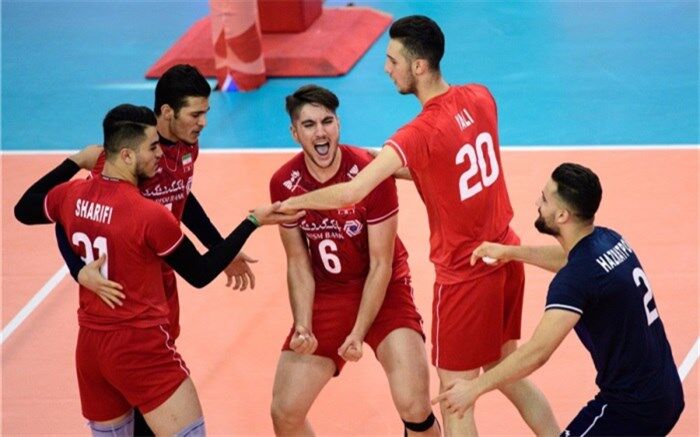 شاگردان عطایی برای کسب عنوان نهمی جهان  رقابت می‌کنند