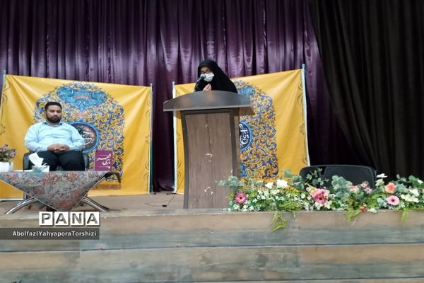 اولین شب شعر هفتگی کانون لقمان کاشمر