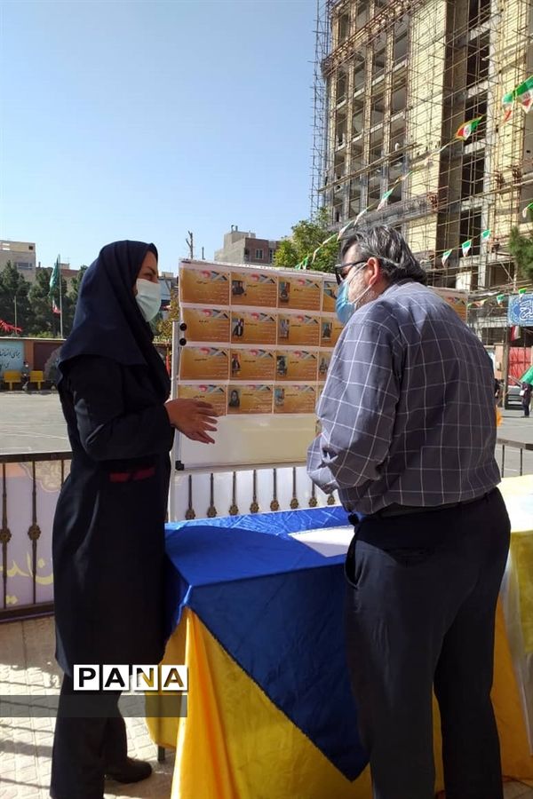 برگزاری پویش مهر عاطفه ها و انتخابات انجمن اولیا و مربیان در دبیرستان قلم چی کرج