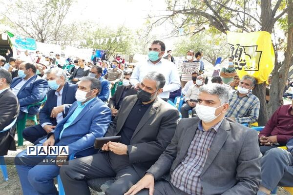 نواختن زنگ آغاز فعالیت مدارس عشایری خراسان رضوی