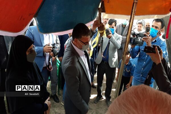 نواختن زنگ آغاز فعالیت مدارس عشایری خراسان رضوی