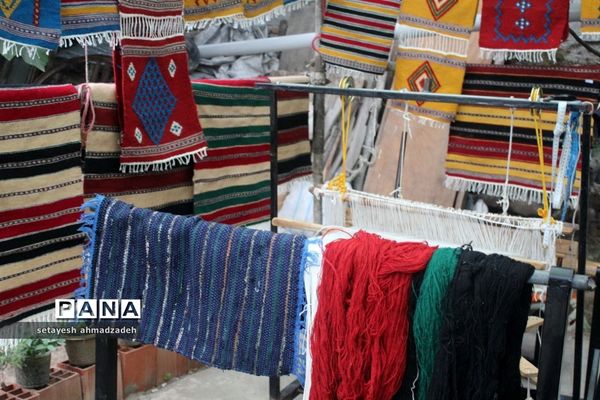 نمایشگاه صنایع دستی و گردشگری در شهرستان گلوگاه
