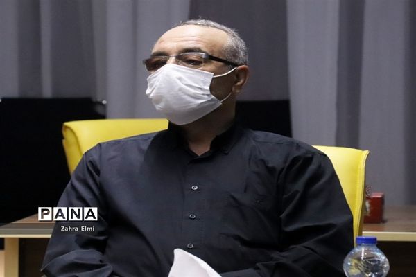 آیین تجلیل از رزمندگان و جانبازان فرهنگی آموزش و پرورش استان آذربایجان شرقی