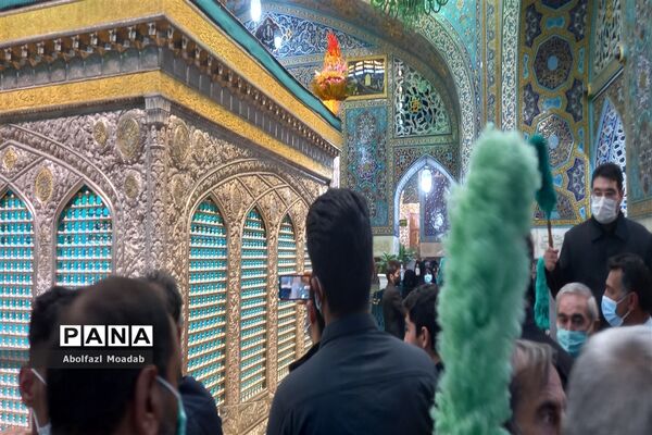 حال و هوای صحن حرم امام رضا (ع) در شب رحلت پیامبر (ص)  و شهادت امام حسن مجتبی (ع)