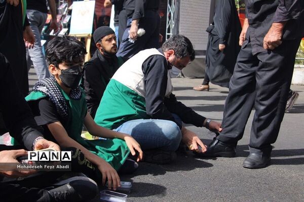 برپایی موکب سلطان خراسان توسط خادمیاران رضوی منطقه ۱۴