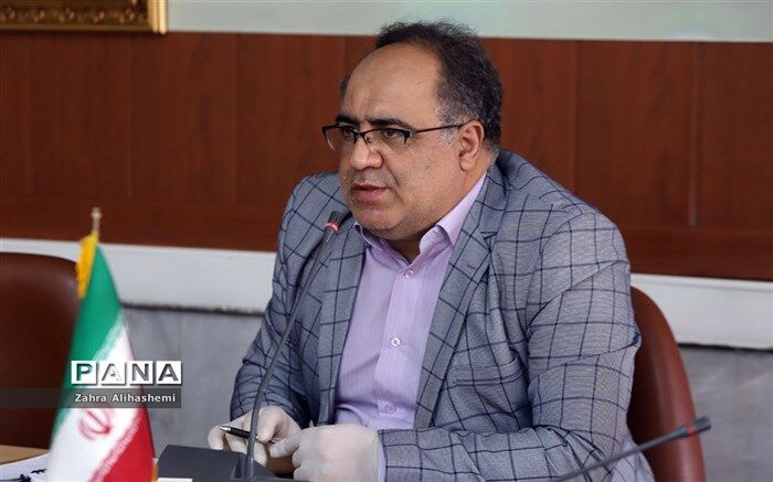 رای اولی ها با شرکت در انتخابات شوراها و  مجلس دانش آموزی؛ دموکراسی و حضور در انتخابات را تمرین کرده اند