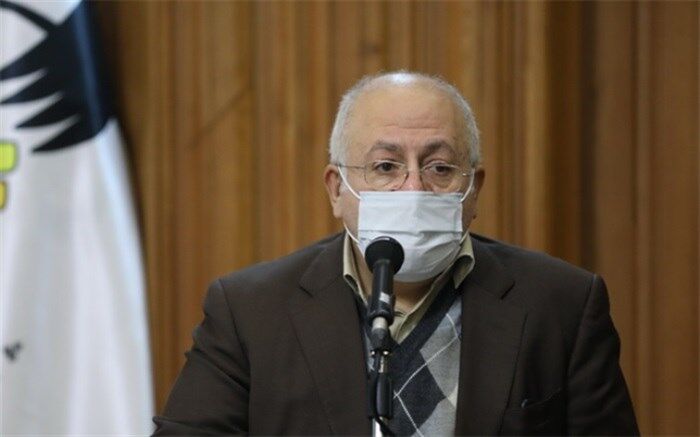 تاکسیرانان شهر تهران در اولویت واکسیناسیون قرار گیرند