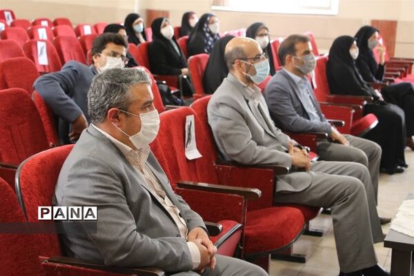 آیین تجلیل برگزیدگان فعالیت‌های حوزه پرورشی منطقه۱۷