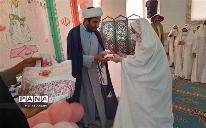 برگزاری جشن بزرگ  برای دانش آموزان  روزه  اولی