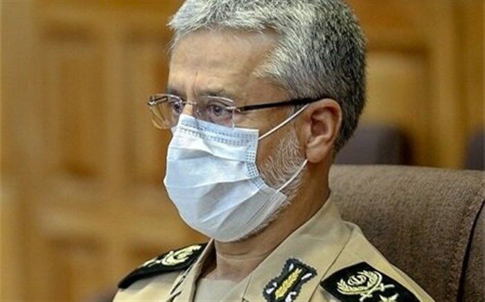 امیر دریادار سیاری: مراکز نظامی همچنان امن‌ترین مکان‌ها در مقابله با کرونا هستند