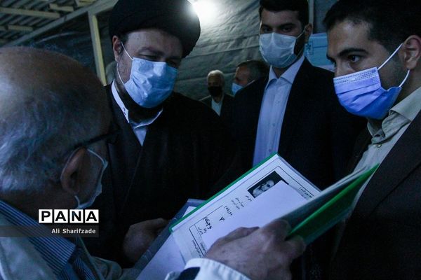 آیین رونمایی از کتاب خاطرات آیت الله هاشمی رفسنجانی