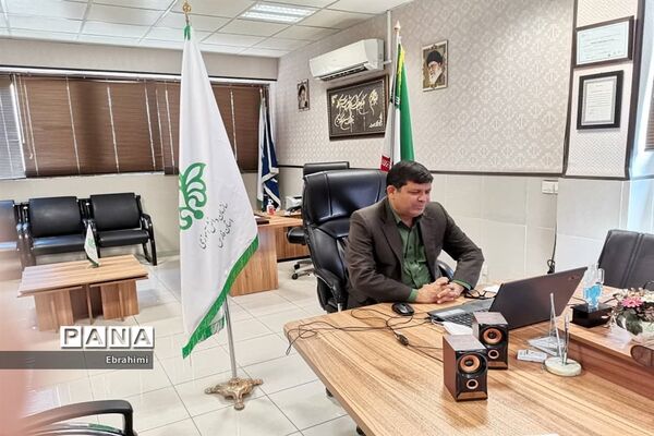 جلسه نمایندگان کمیسیون‌های مجلس دانش‌آموزی فارس با متخصصین علمی و مدیریتی