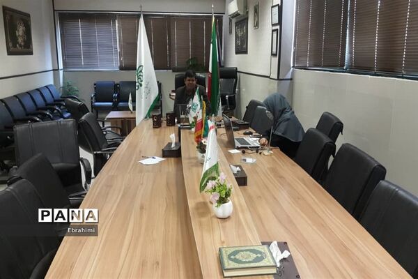 جلسه نمایندگان کمیسیون‌های مجلس دانش‌آموزی فارس با متخصصین علمی و مدیریتی