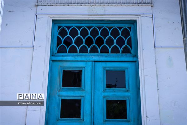 دبیرستان انوشیروان دادگر