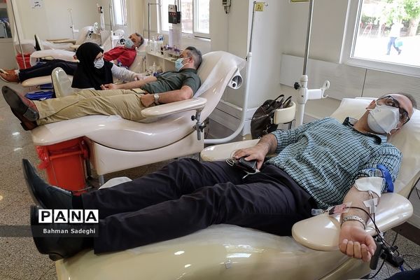 اهدای خون در ماه ضیافت الهی