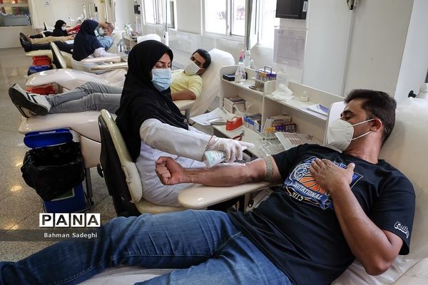 اهدای خون در ماه ضیافت الهی