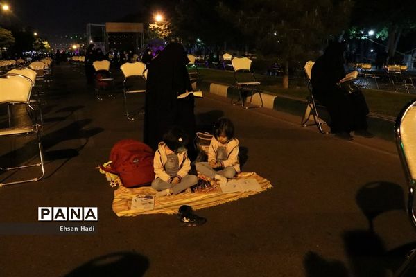 لیالی قدر، شب نوزدهم - خیابان امامت مشهد