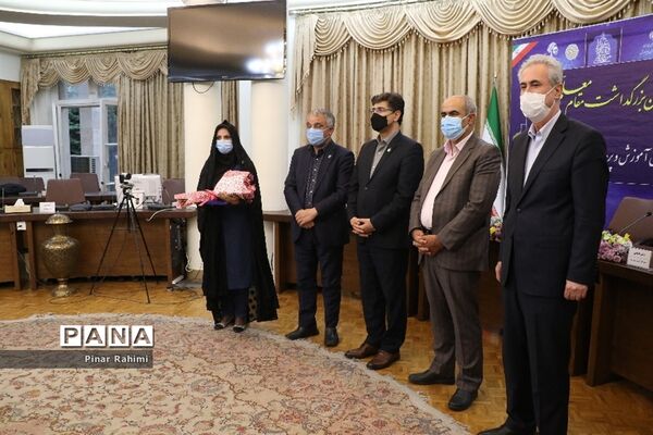 آیین بزرگداشت مقام معلم و گرامیداشت یاد و خاطره استاد شهید مرتضی مطهری