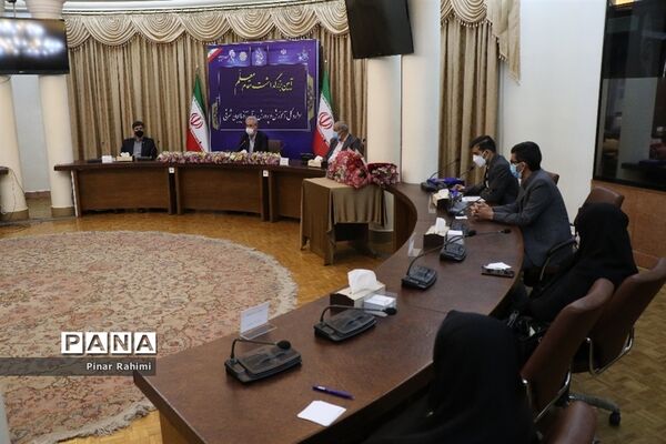 آیین بزرگداشت مقام معلم و گرامیداشت یاد و خاطره استاد شهید مرتضی مطهری