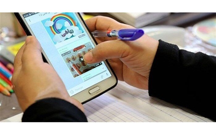 اهداء 70 دستگاه تبلت به دانش‌آموزان کم‌برخوردار شهرستان انگوت