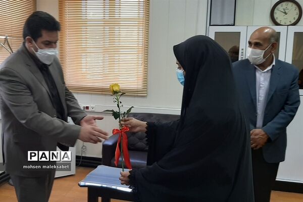 تقدیر از زحمات مدیرکل و معاونان اداره‌کل آموزش و پرورش استان یزد