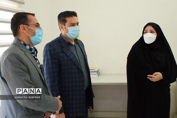 بازدید معاون پرورشی و فرهنگی، اداره کل شهرستان‌های استان تهران از دبیرخانه اولین جشنواره معلمان مؤلف