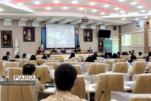 مراسم تجلیل از معلمان منتخب بسیجی در ارومیه